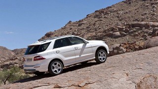 Illustration for article titled Here's the 2012 Mercedes-Benz M-Class